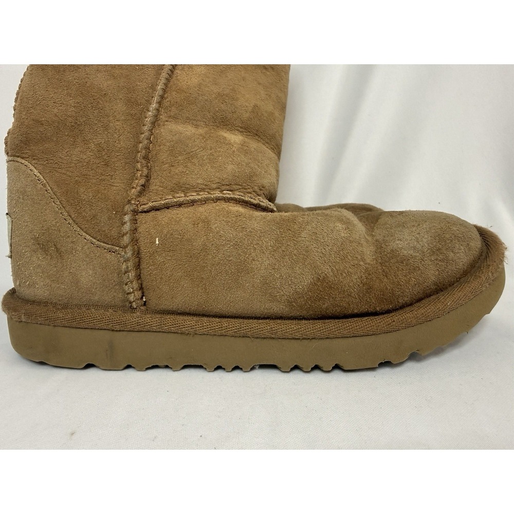 UGG Australia Classic Tall Chestnut Brown Suede Boots Youth Size 1 WORN - Picture 2 of 12